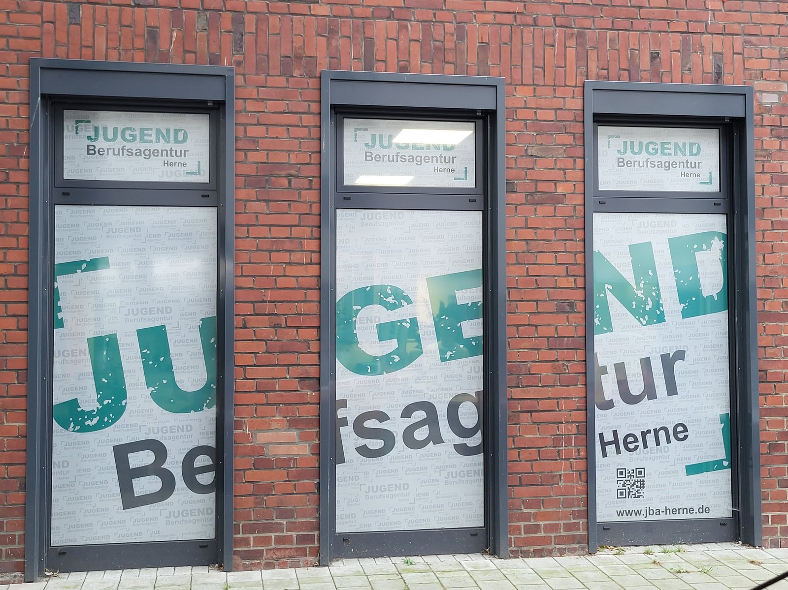 Hintergrundbild Willkommen in der 
Jugendberufsagentur Herne